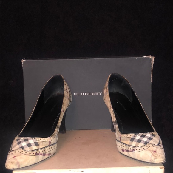 Burberry Shoes - Burberry Plaid ( logo ) shoes